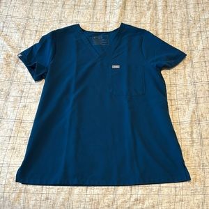 Figs Catarina Top - Deep Reef, Medium; like new